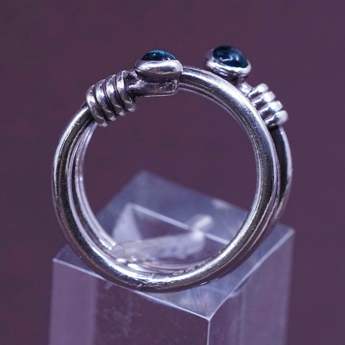 sz 7.5, vtg Sterling silver handmade ring, mexico 925 wrap band w/ blue crystal