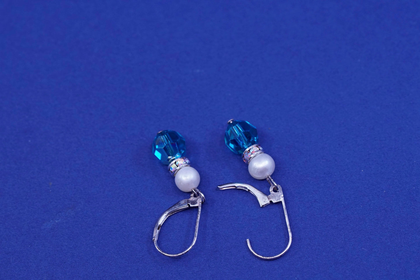 Vintage sterling 925 silver handmade earrings, with cube blue crystal and pearl