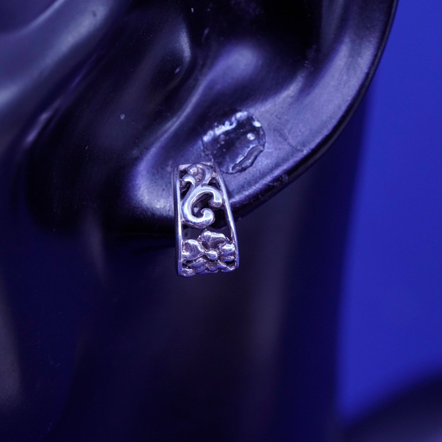0.5”, Vintage Sterling silver handmade earrings, 925 Huggie studs with filigree