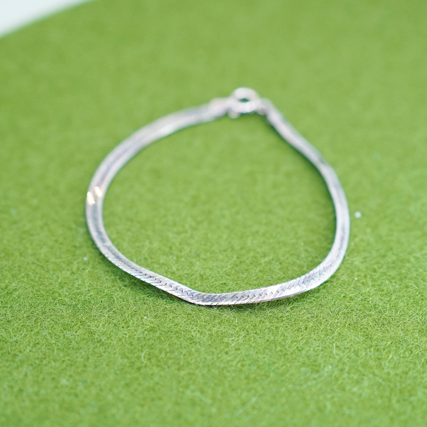 7”, 3mm, Vintage sterling silver bracelet, textured 925 herringbone chain