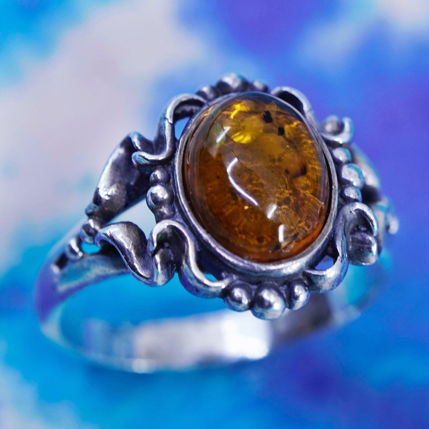 Size 7.75, vintage sterling 925 silver handmade ring with oval Amber and beads