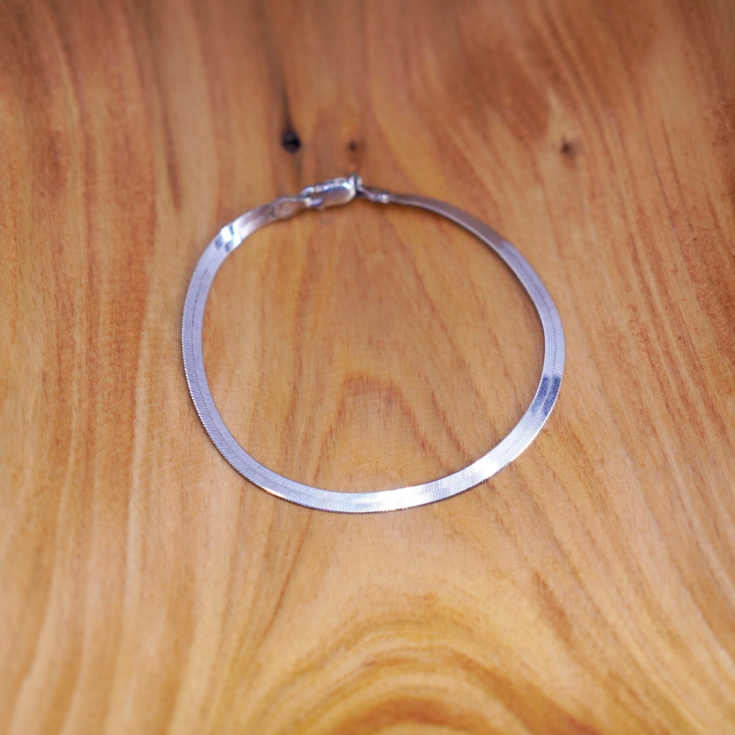 7.25”, Vintage Sterling silver textured herringbone bracelet, Italy 925 chain