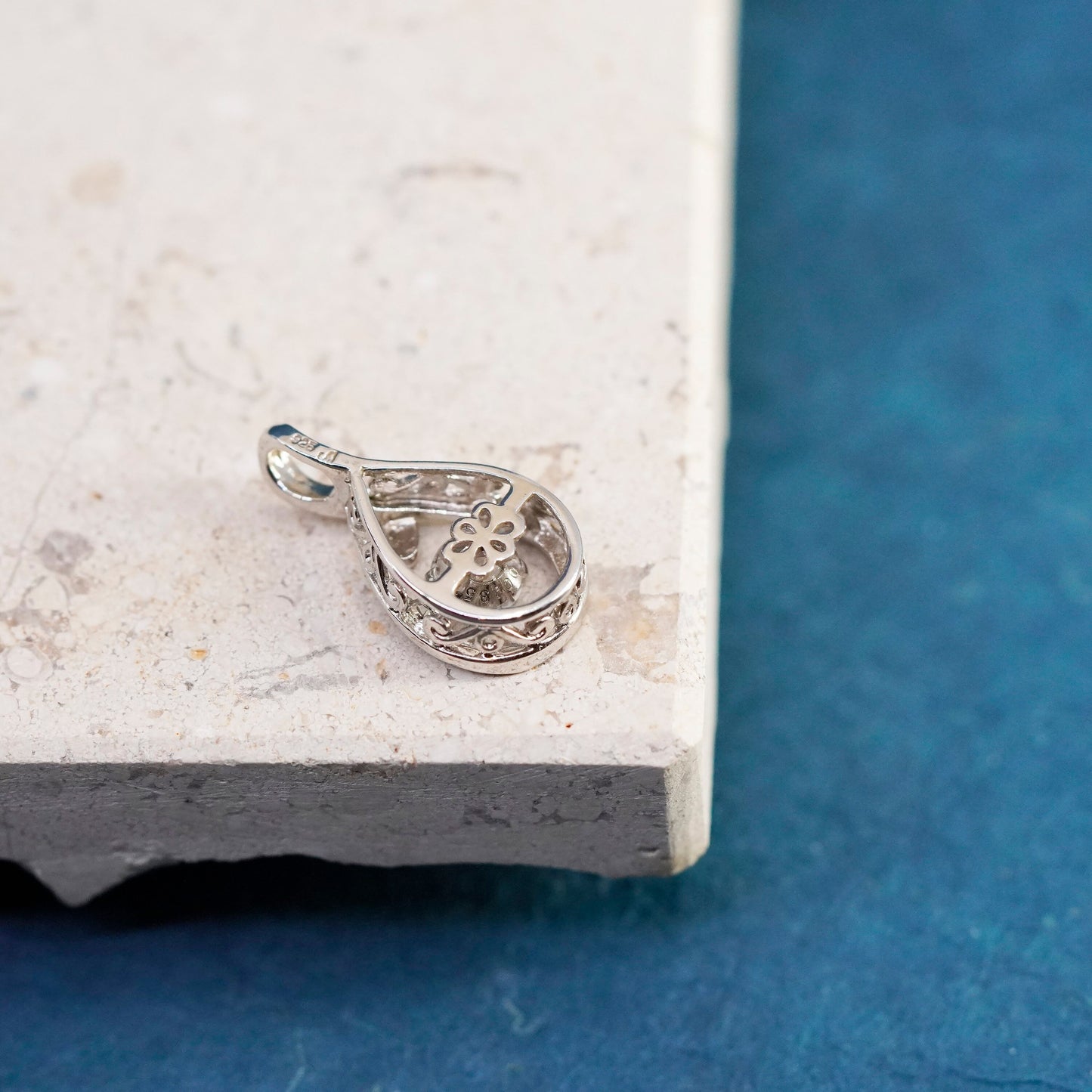 vintage Sterling 925 silver handmade teardrop pendant with dancing cz