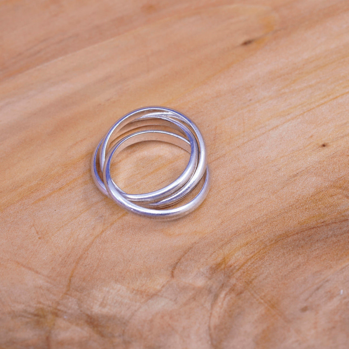 size 8, vintage Sterling silver handmade ring, 925 entwined band
