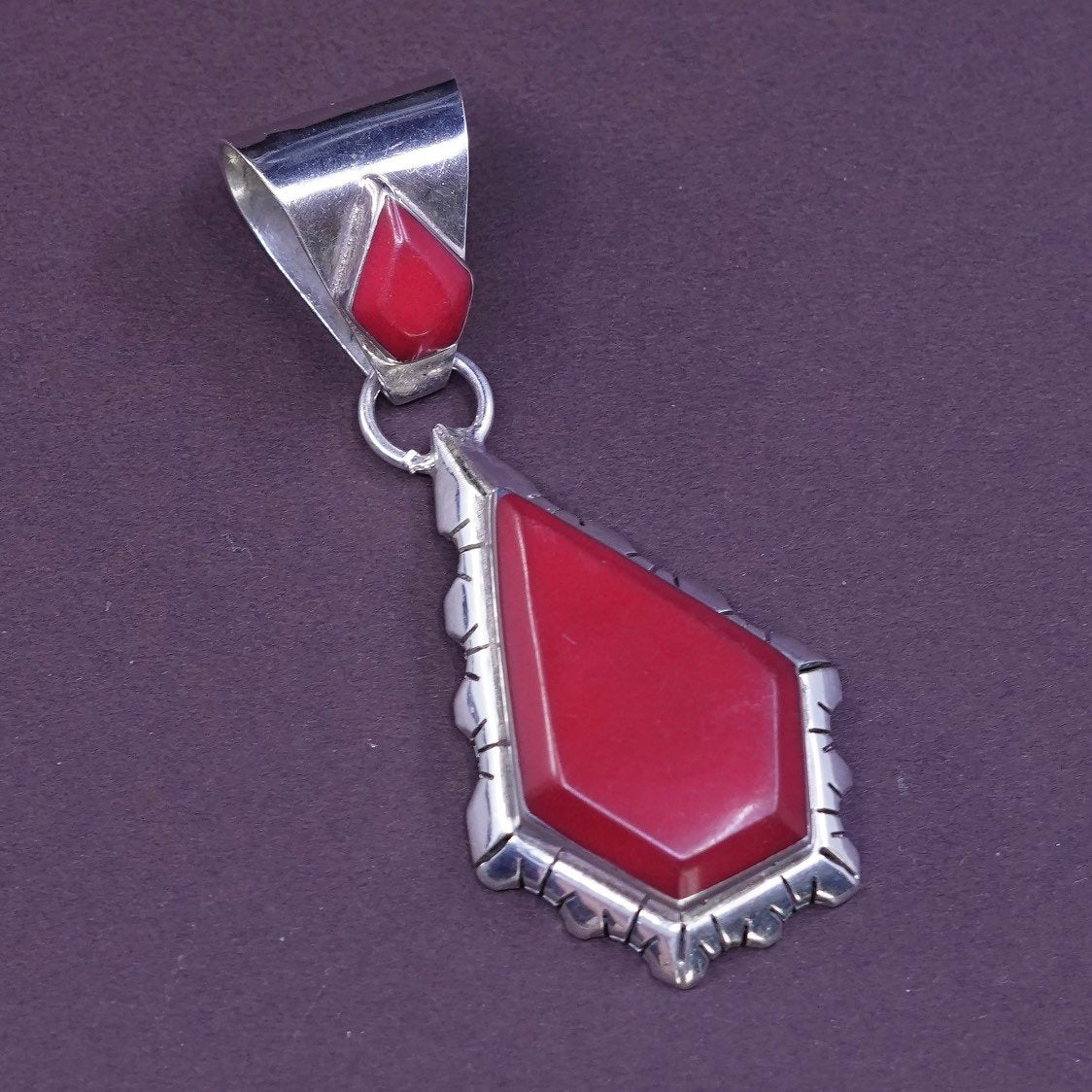 VTG southwestern Sterling Silver Pendant, 925 pendant w/ red onyx
