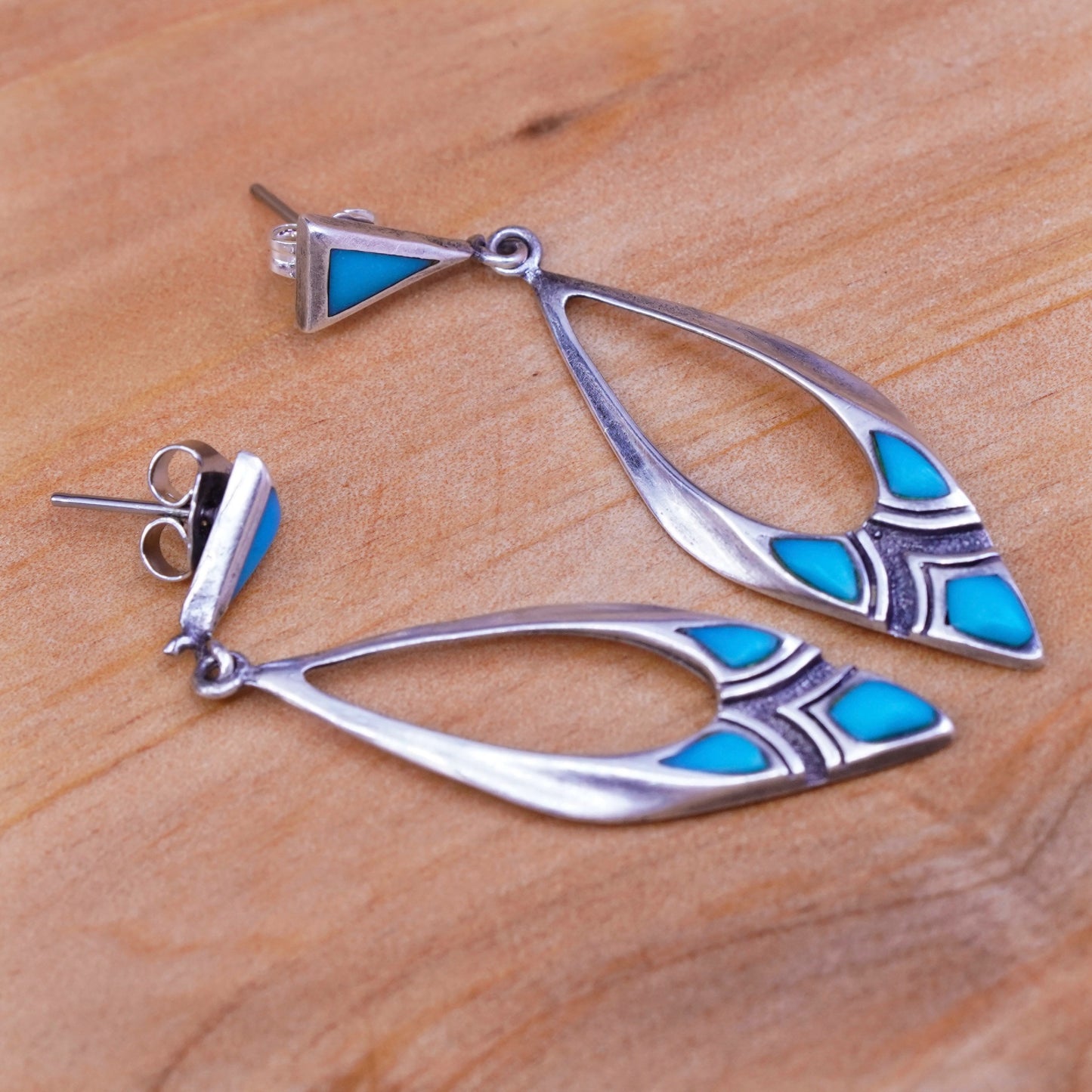 Native American SC Southwestern 925 Sterling silver earrings w/ turquoise beads