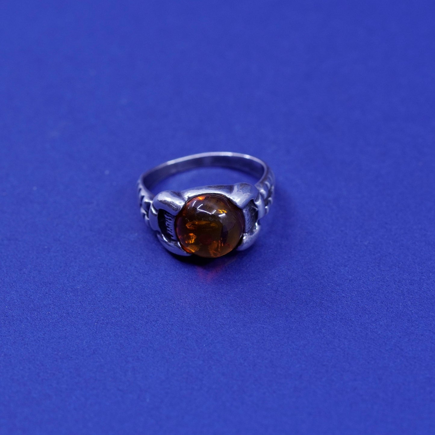 Size 7.5, vintage sterling 925 silver handmade ring with round Amber