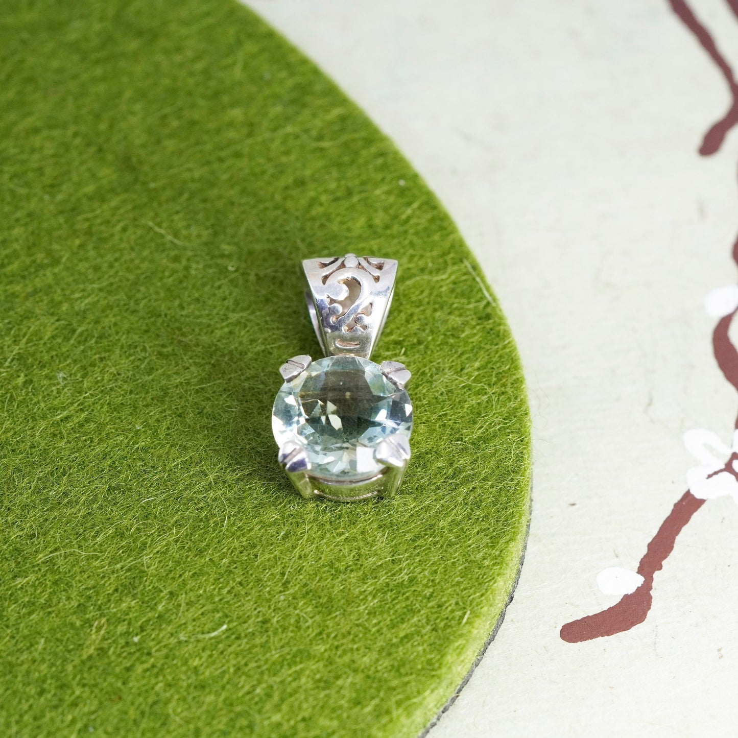 Vintage Sajen Sterling 925 silver handmade pendant with green topaz