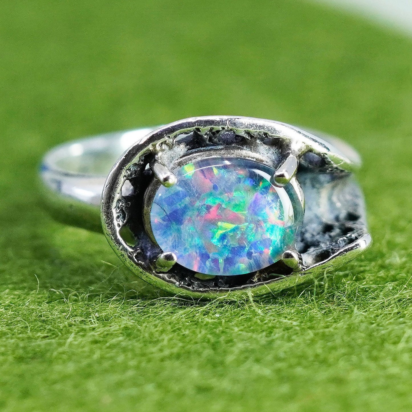 Size 6.5, Vintage Sterling silver handmade ring, 925 filigree band with opal