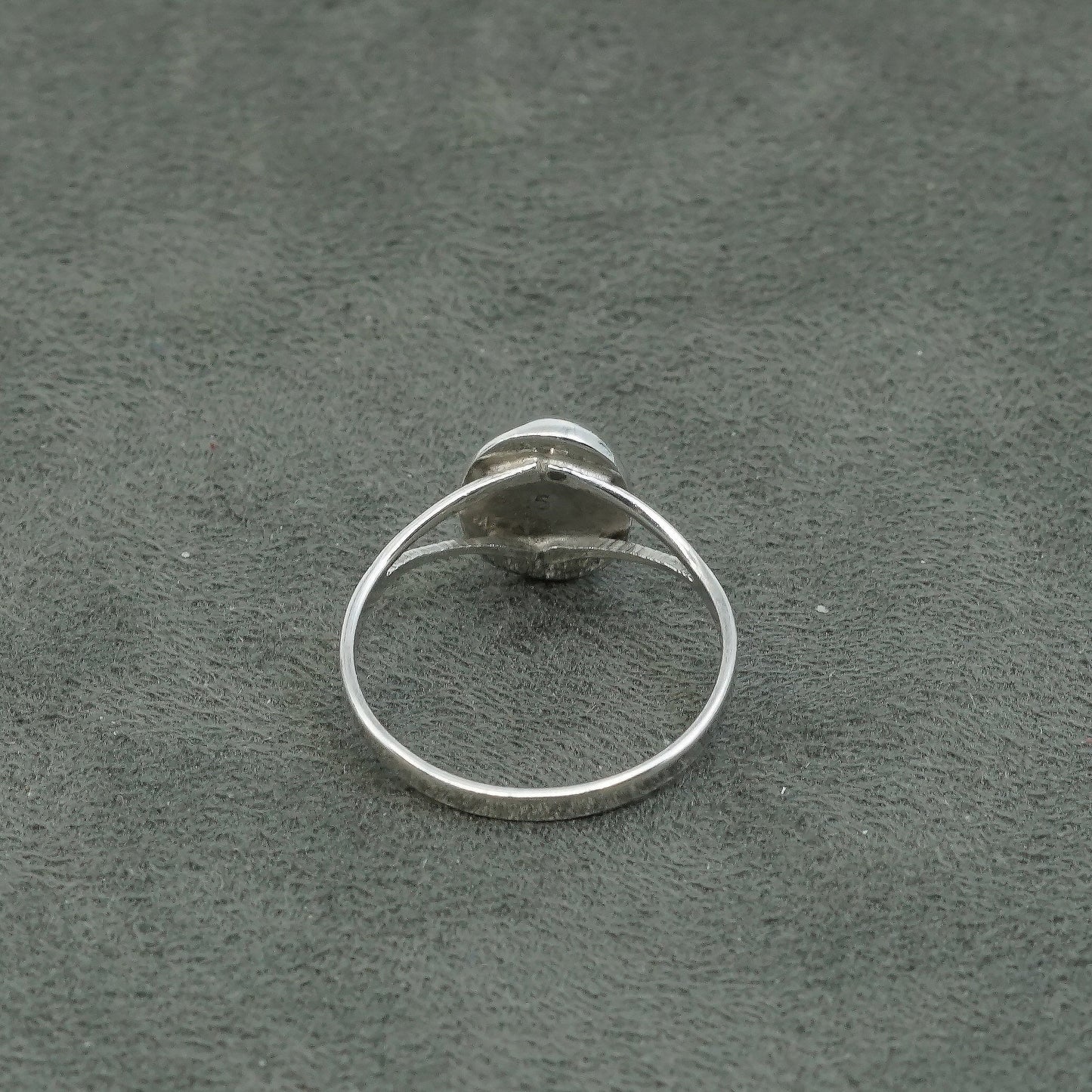 sz 9.25, vtg MEXICO Sterling silver handmade ring, 925 w/ opal