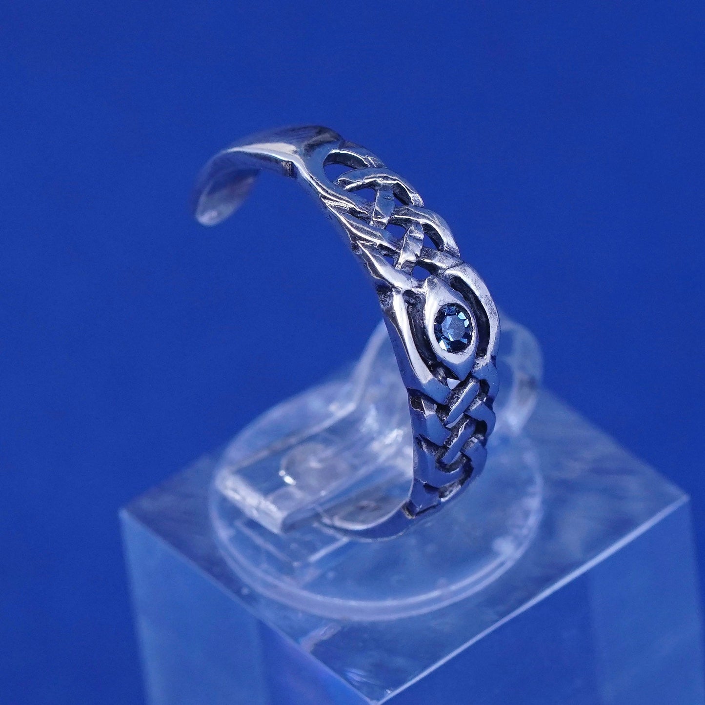 Size 7, vintage Sterling silver handmade ring, filigree 925 band
