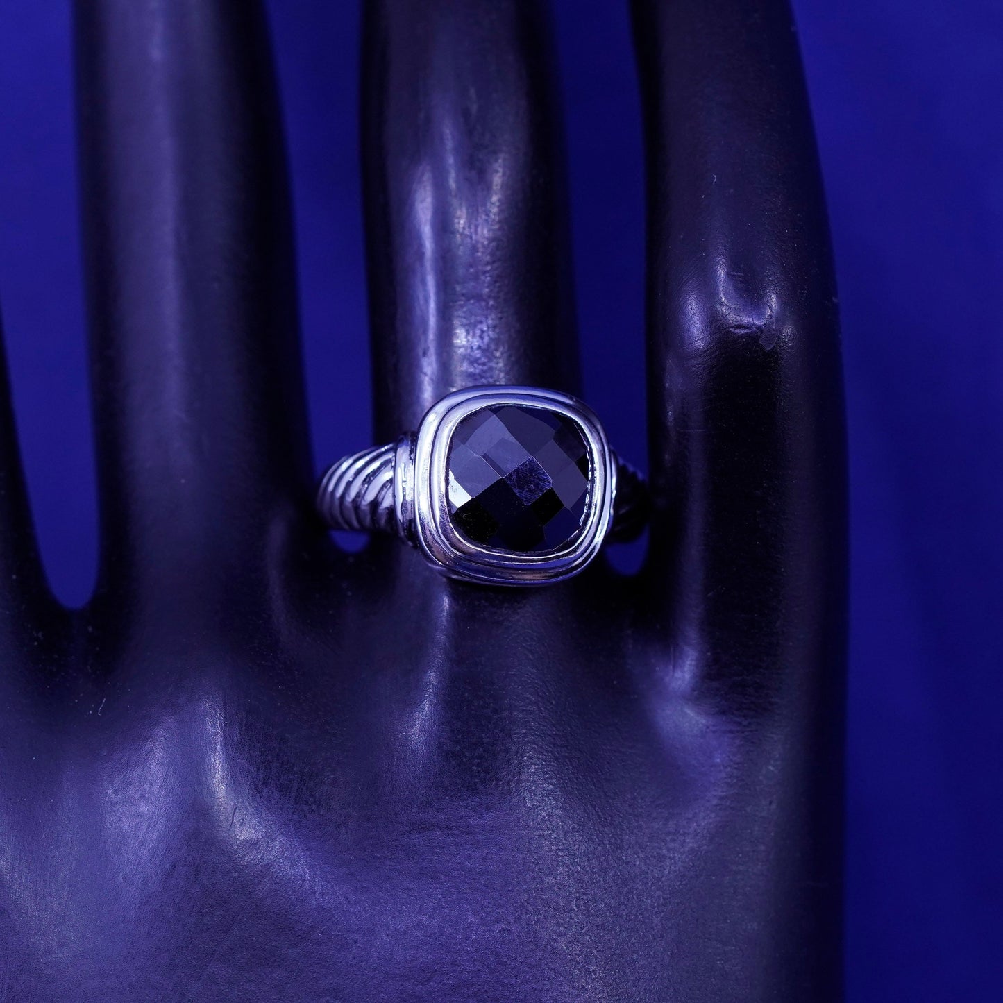 Size 8.5, vintage modern Sterling silver handmade ring with hematite