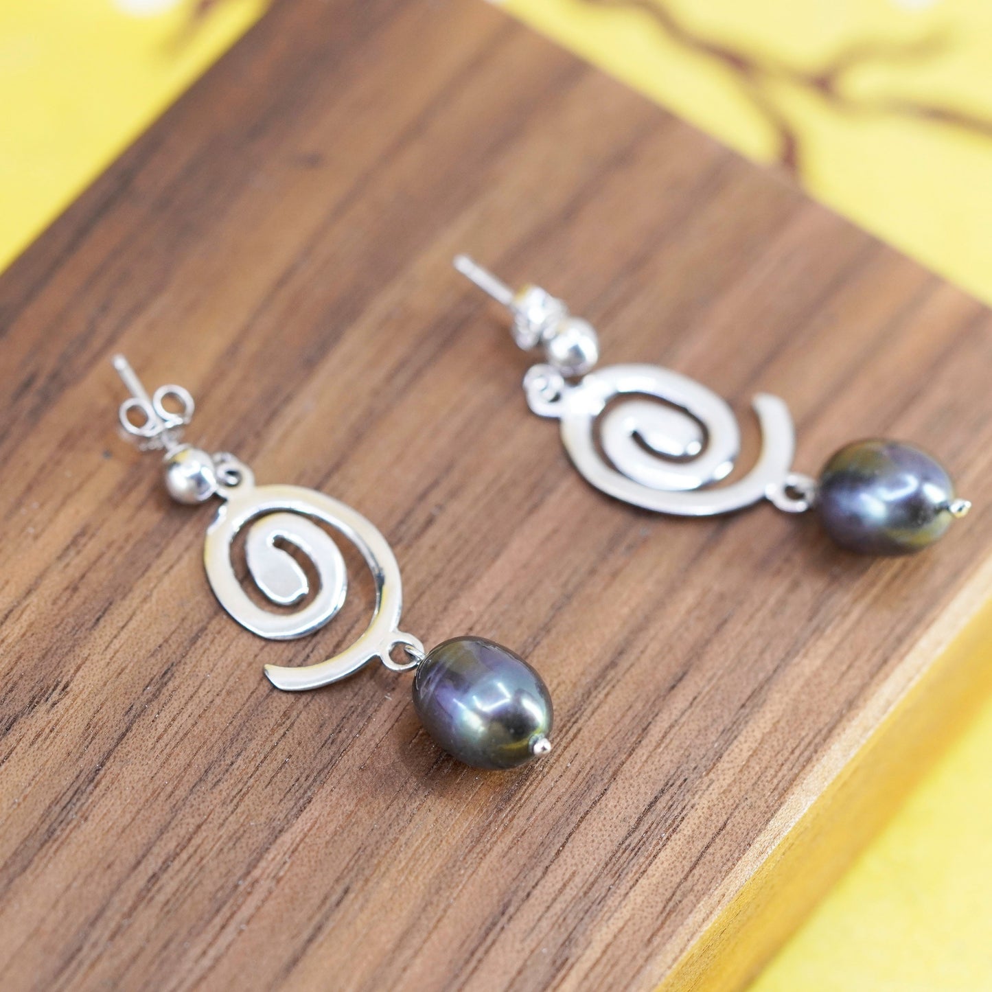 Vintage sterling silver handmade earrings, 925 swirly drops with black pearl