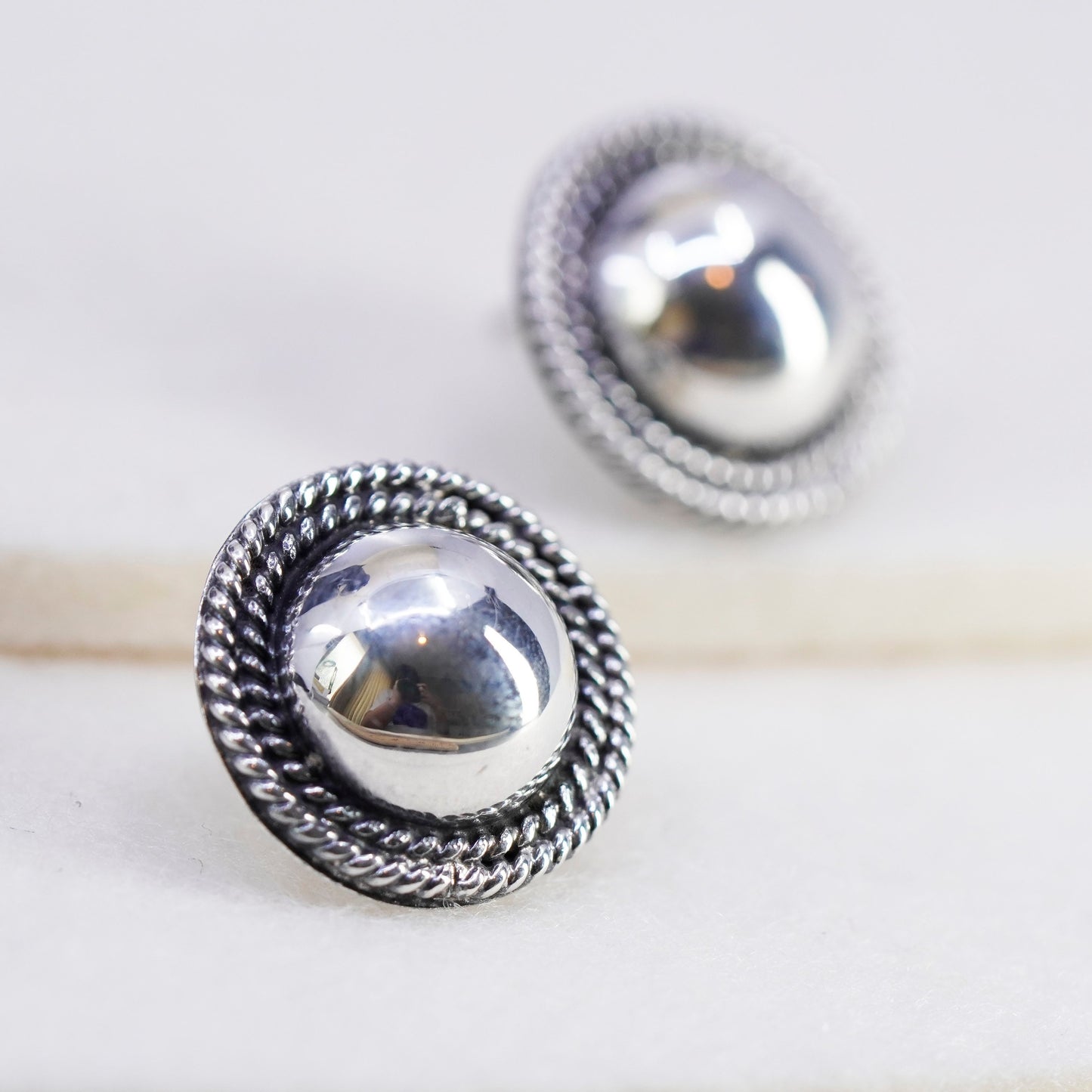 Vintage Mexico Sterling 925 silver handmade studs earrings with cable around