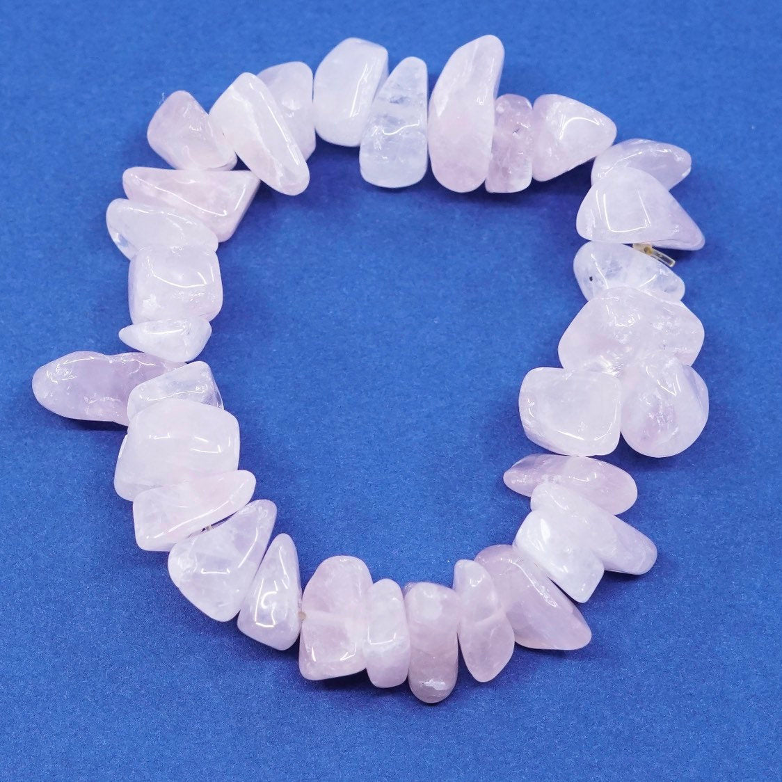 5", vtg handmade bracelet, elastic band with pink quartz
