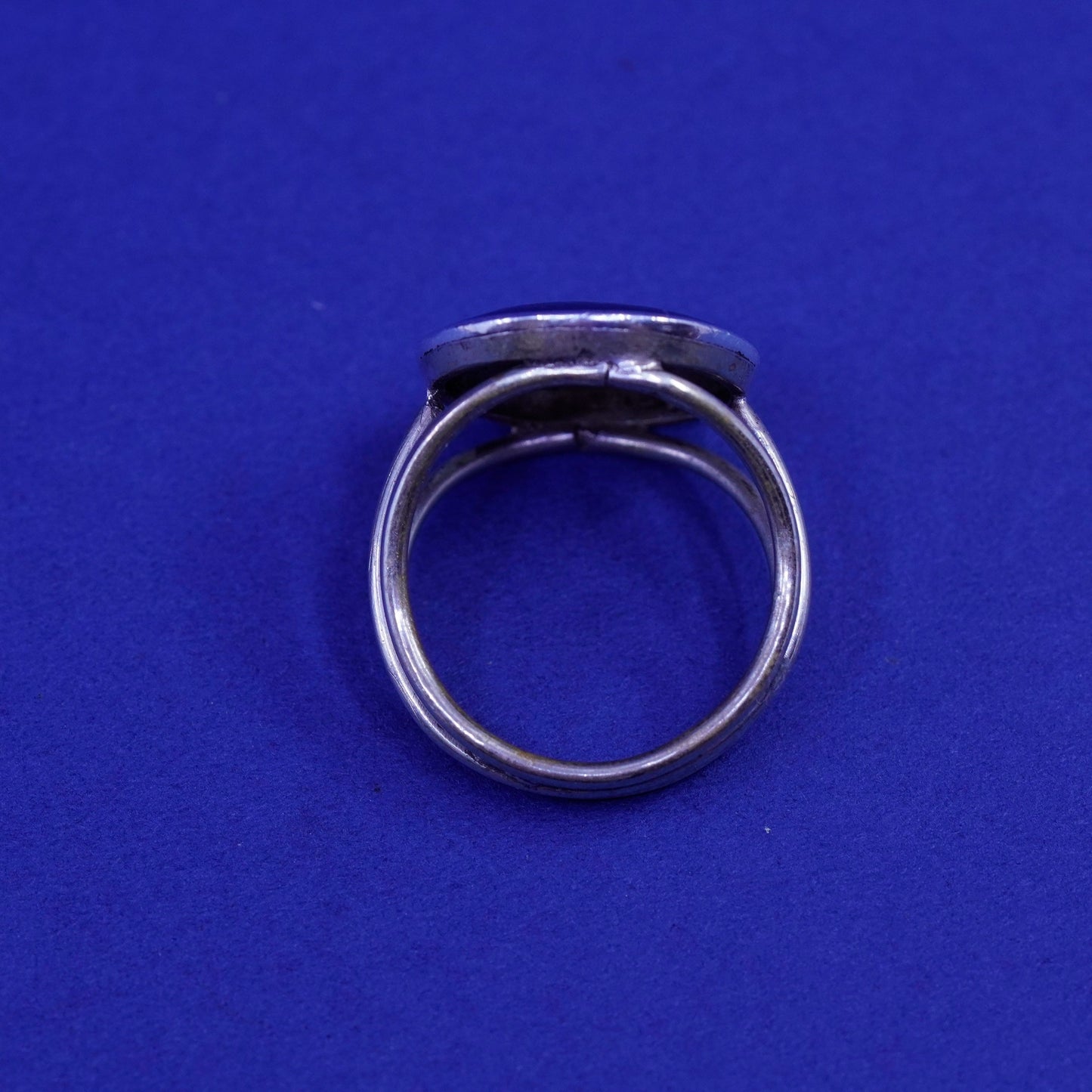 Size 7.25, vintage silver tone handmade ring, 925 elephant band with black enamel