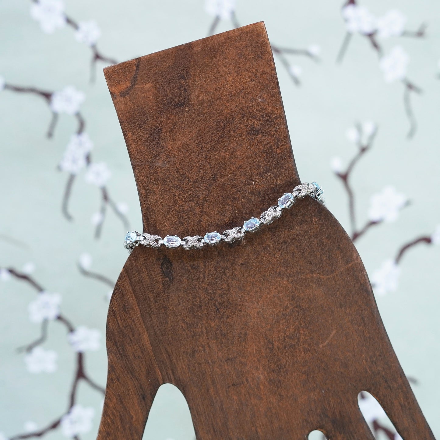 6.75”, Vintage Sterling silver tennis bracelet, 925 Link chain with topaz