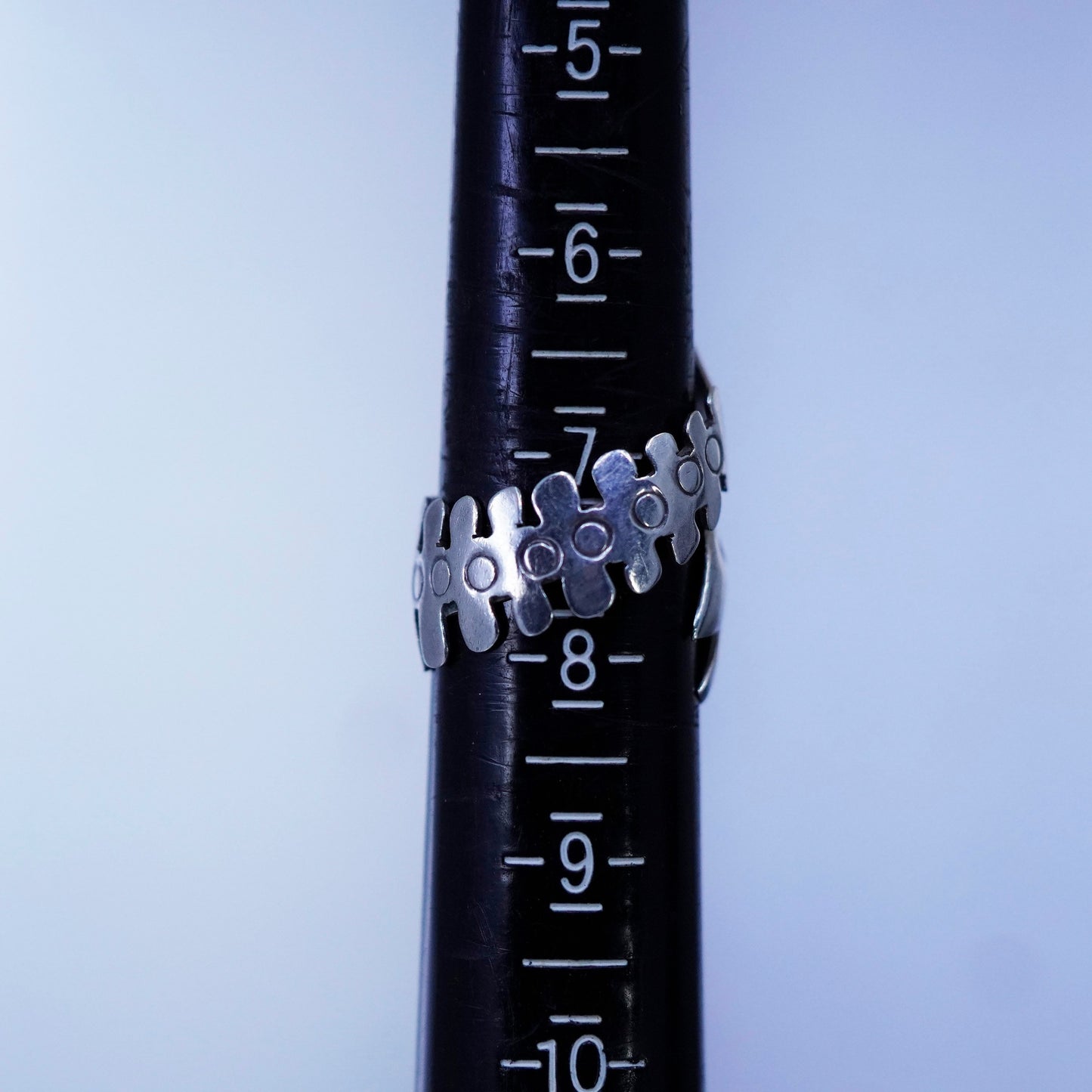 Size 7, southwestern Sterling 925 silver handmade ring, wrap fish bone band