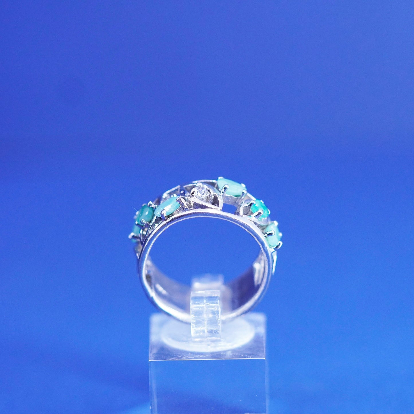 Size 9, vintage Sterling silver ring, wide 925 band with emerald and cz