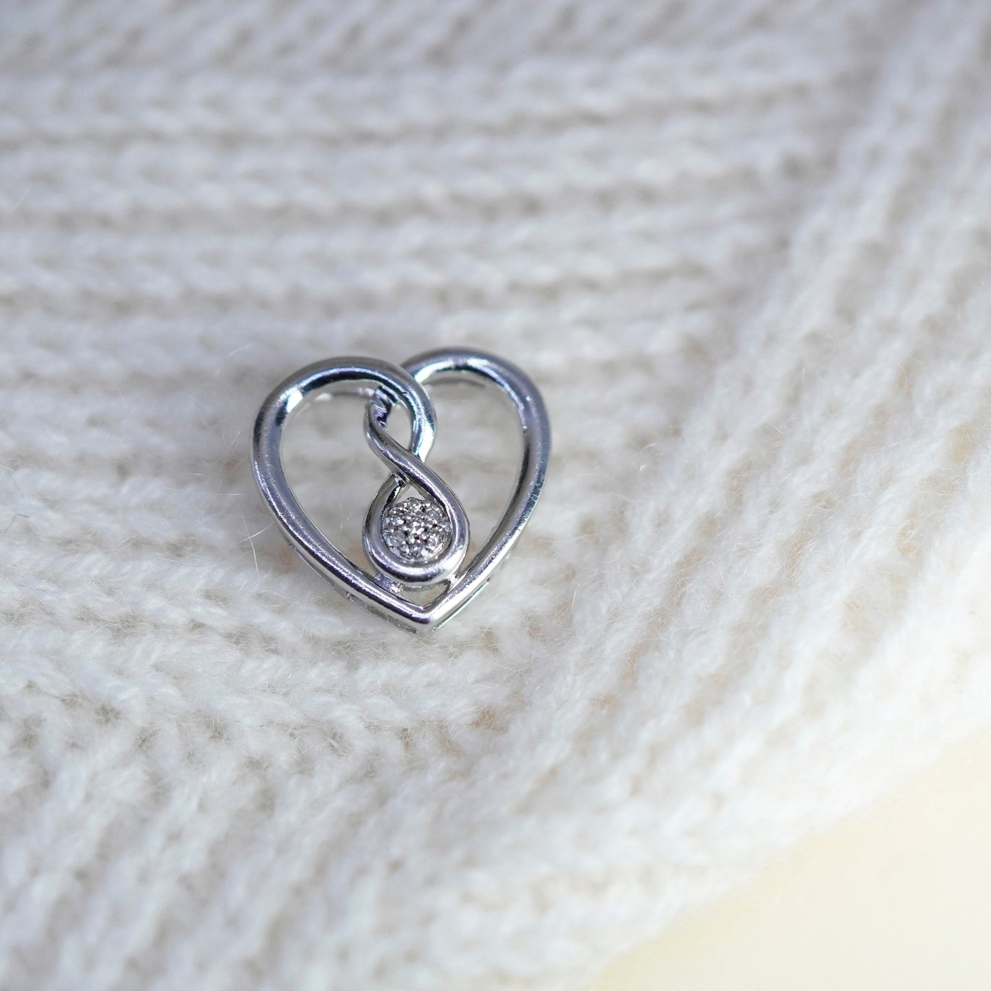 vintage Sterling silver Pendant, 925 heart with real diamond