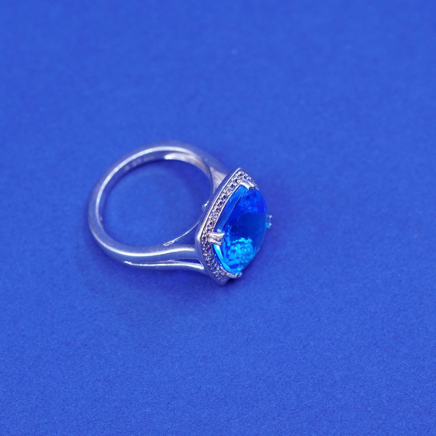 Size 6.75, vintage Sterling 925 silver handmade ring with topaz and diamond