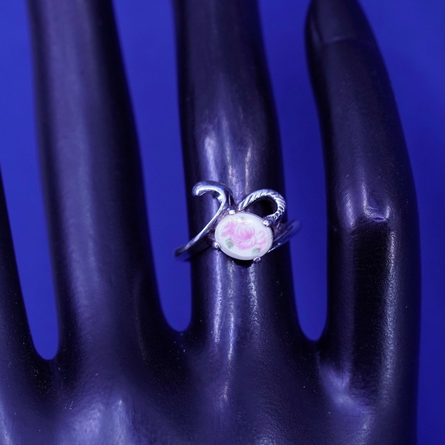 Size 5, vintage Sterling silver handmade ring, 925 band with flower ceramics