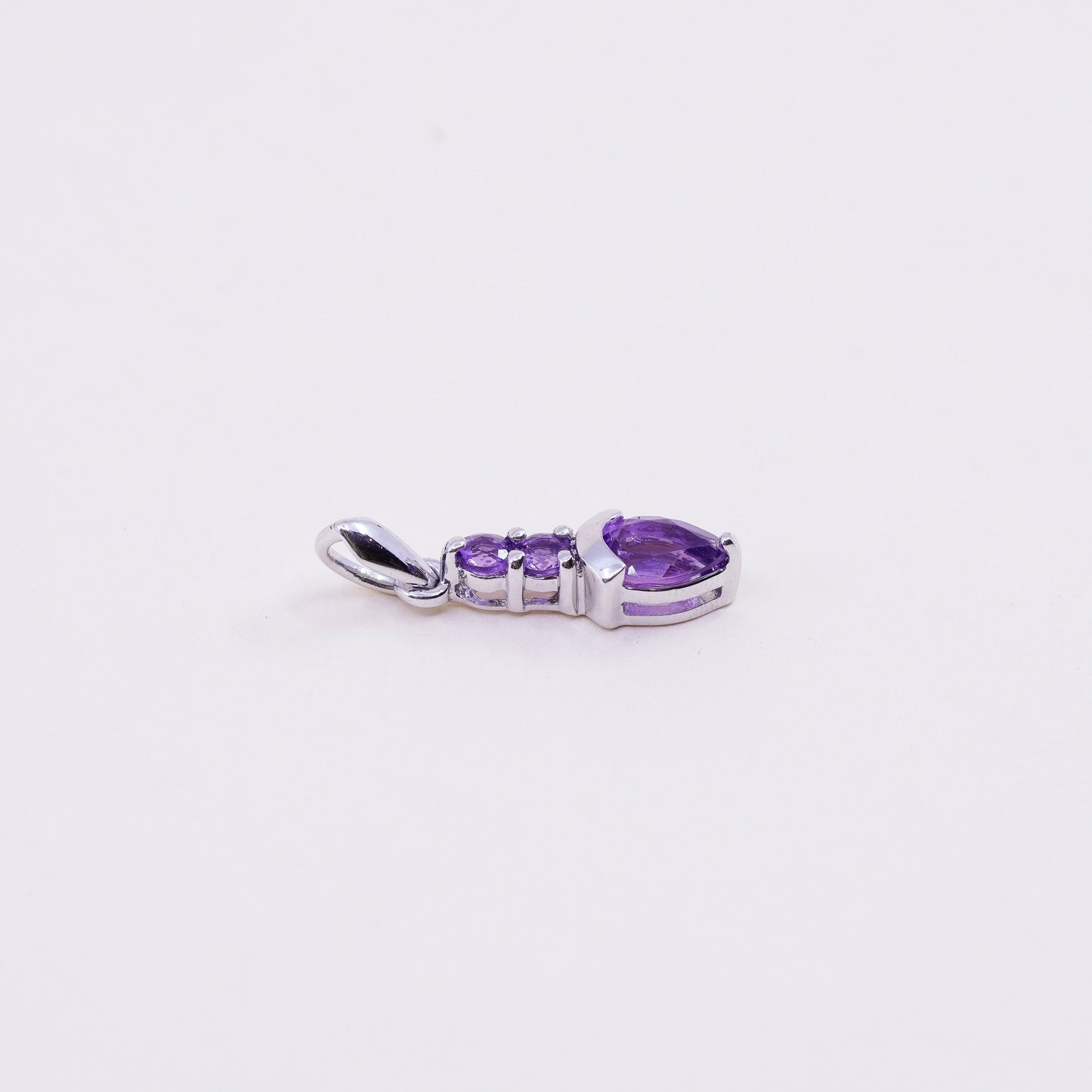 vintage sterling 925 silver pendant with teardrop amethyst
