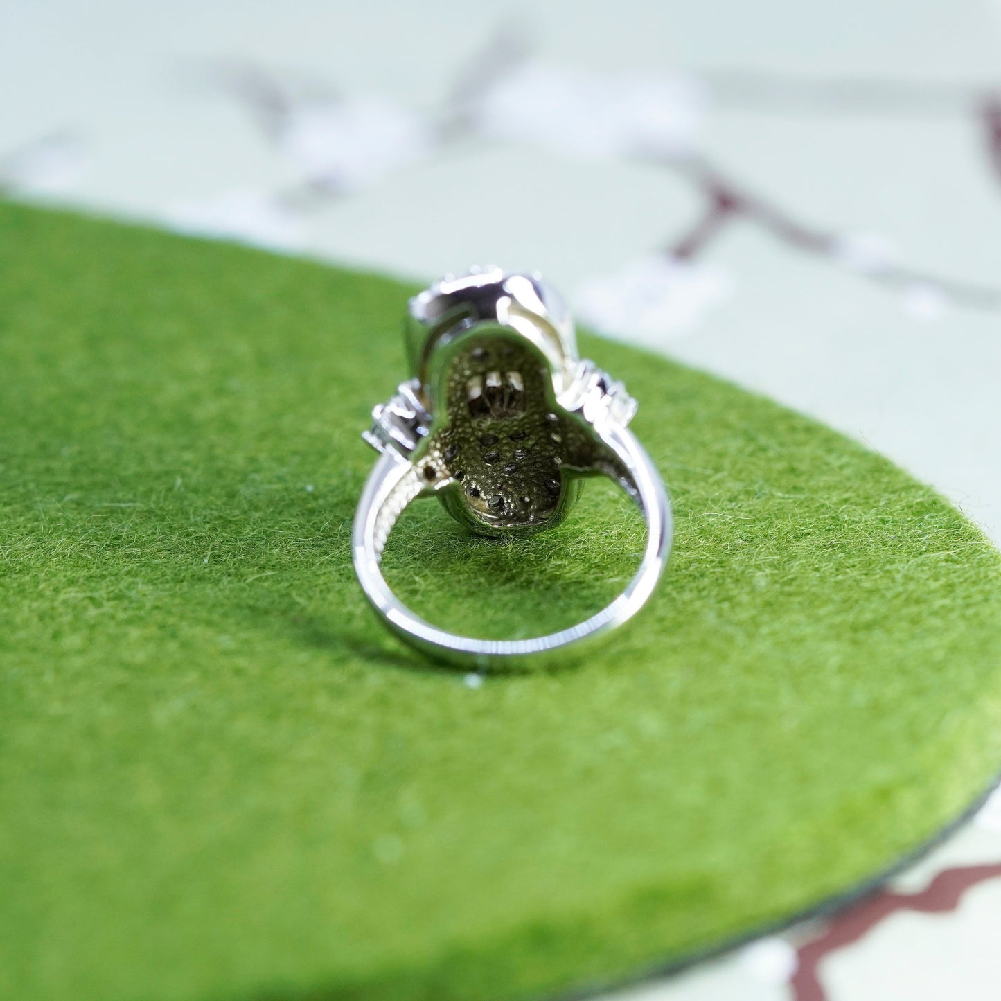 Size 7, vintage sterling 925 silver ring with cluster CZ, statement band