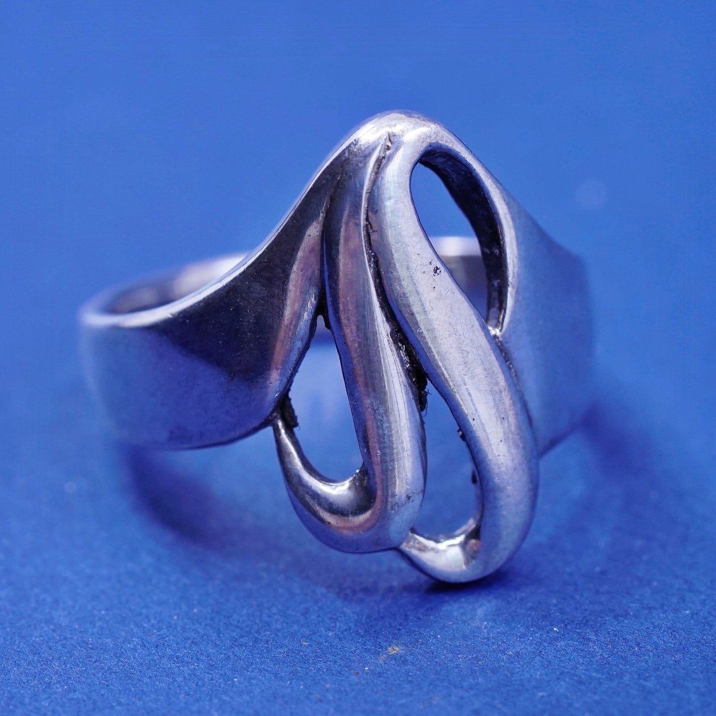 Size 8.5, vtg minimalist, simple Sterling 925 silver handmade wavy ring band