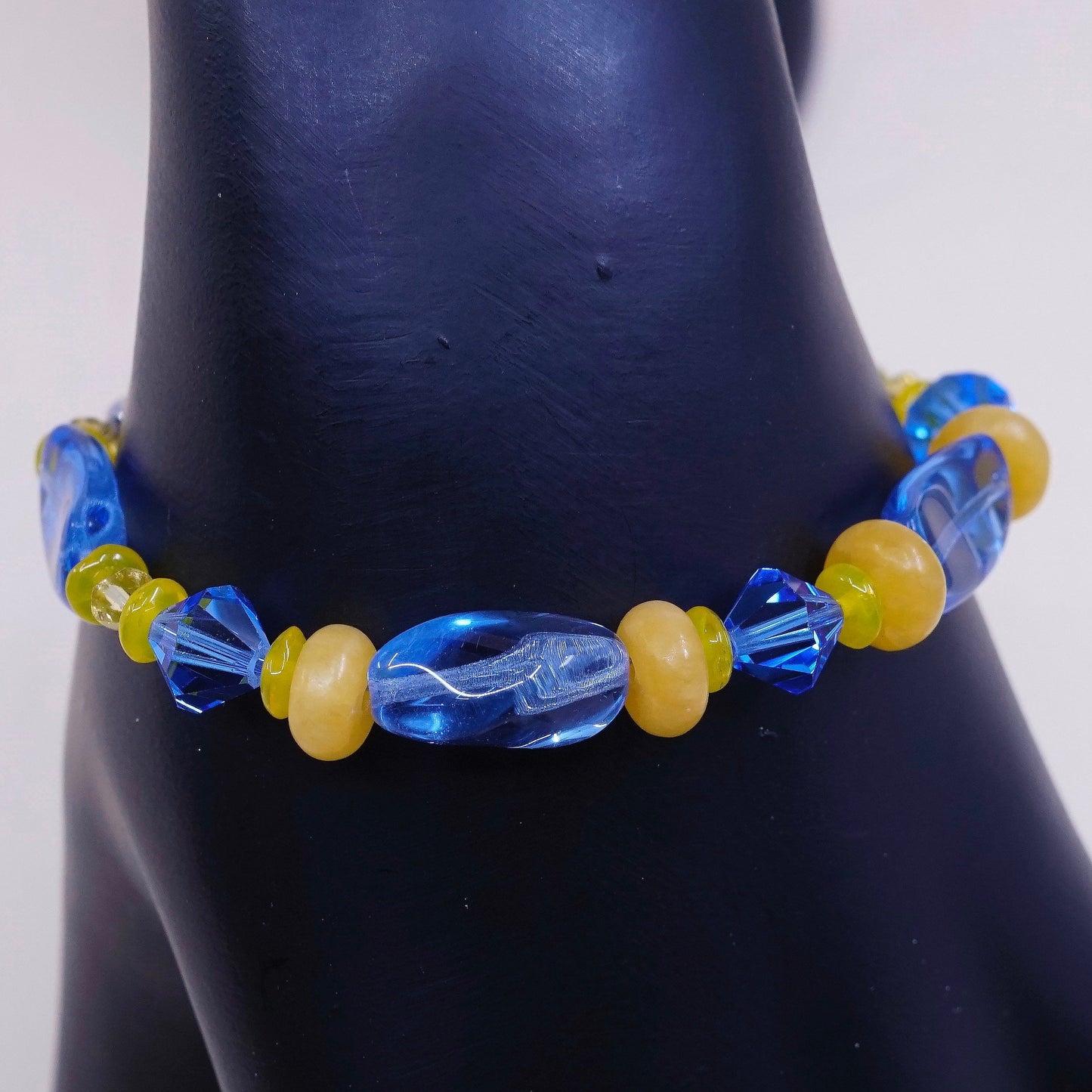 6.25”, vtg 925 Sterling silver beads bracelet w/ artisan blue beads N toggle