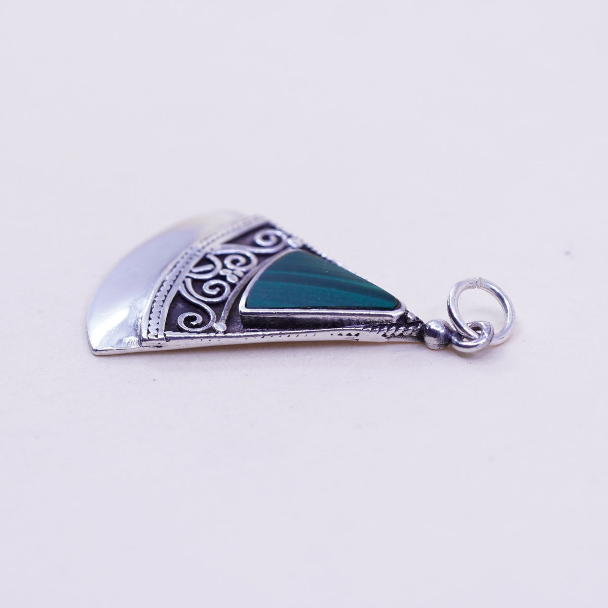 Vintage Mexico sterling 925 silver handmade pendant with malachite
