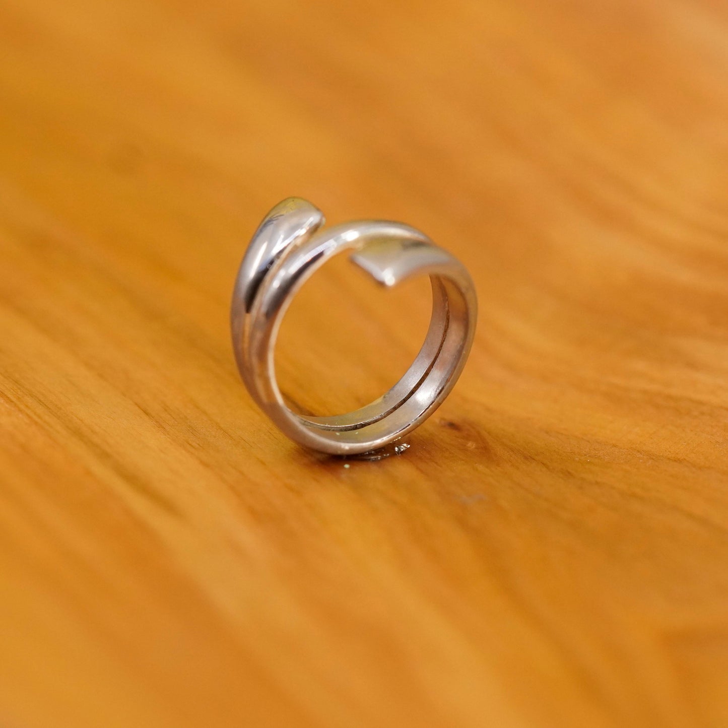 Size 5.5, vintage Sterling silver handmade ring, 925 wrap band