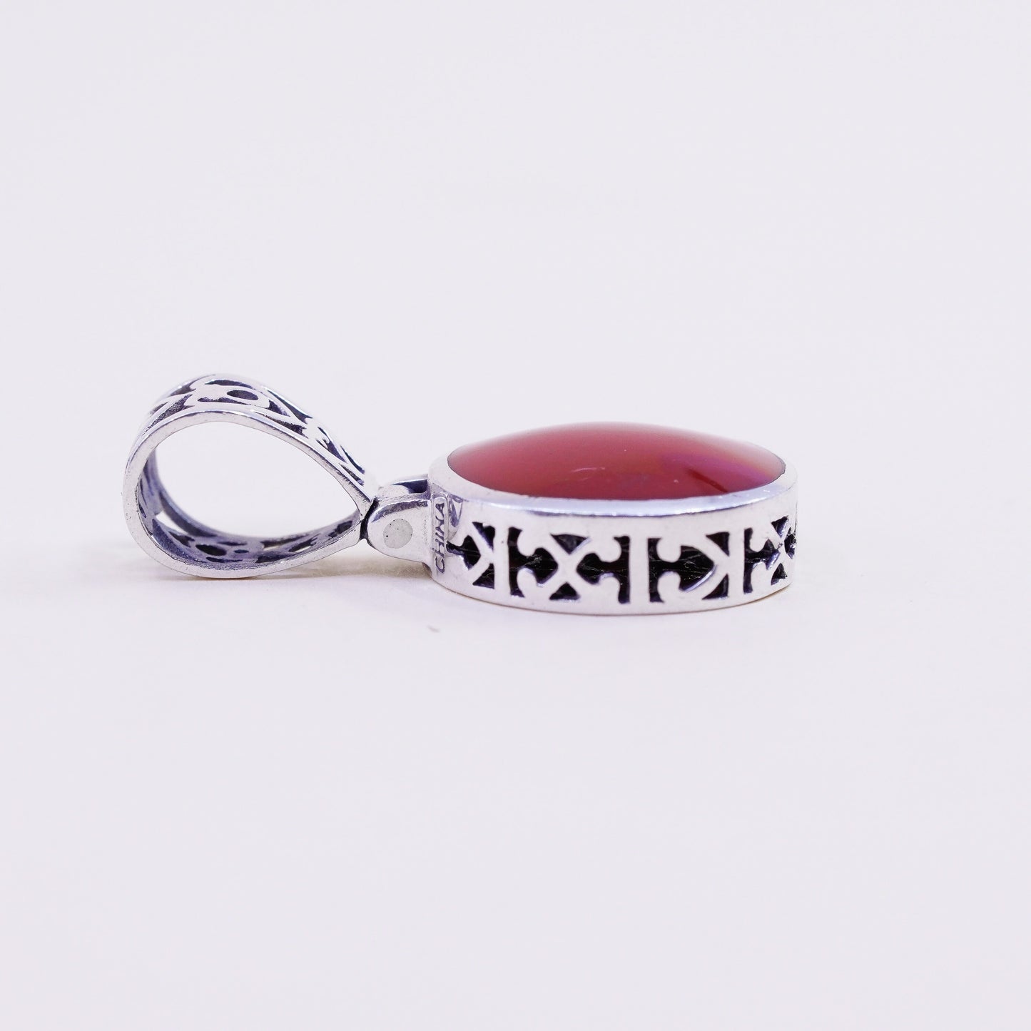 Silpada S1300sterling 925 silver handmade filigree pendant with red jasper