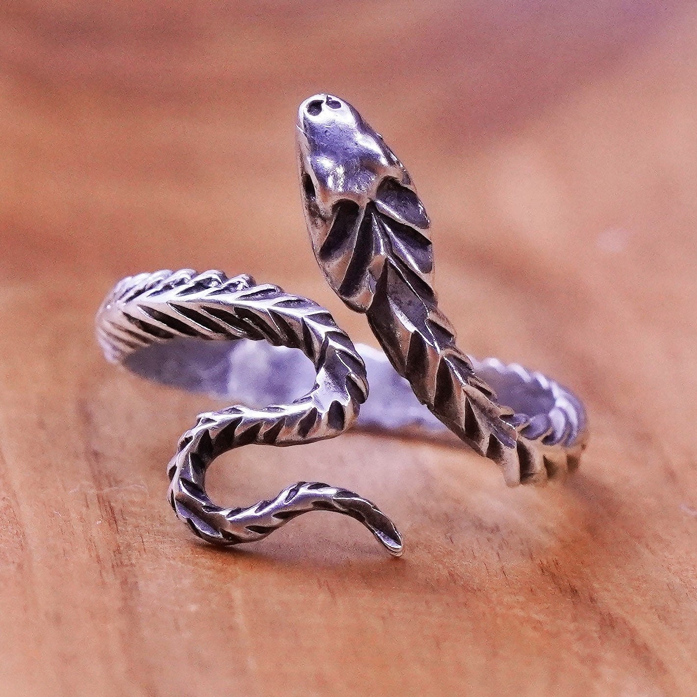 Size 8.5, vintage Sterling silver handmade ring, 925 snake band