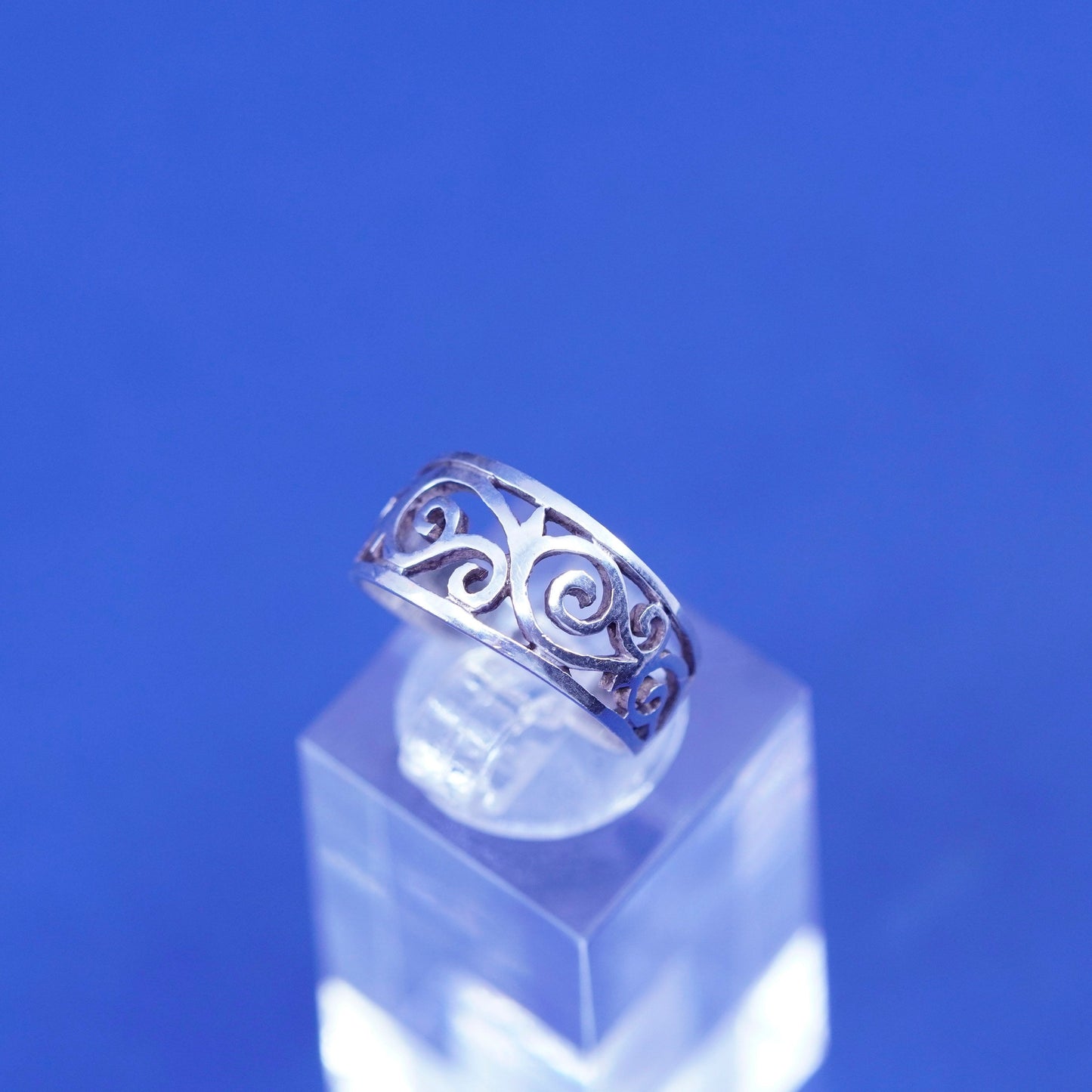Size 5.5, vintage Sterling silver handmade ring, 925 Filigree swirl band