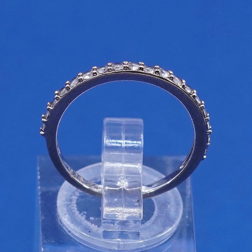 sz 6, vtg XO Sterling silver engagement ring, 925 band w/ clear crystal