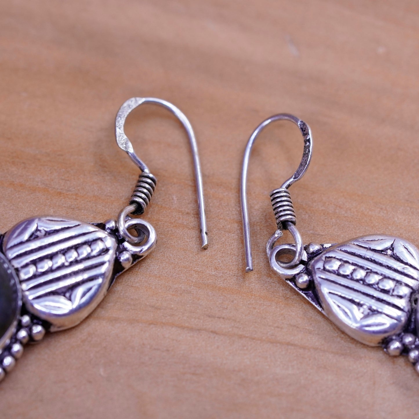 Vintage Sterling 925 silver handmade earrings with oval labradorite and beads