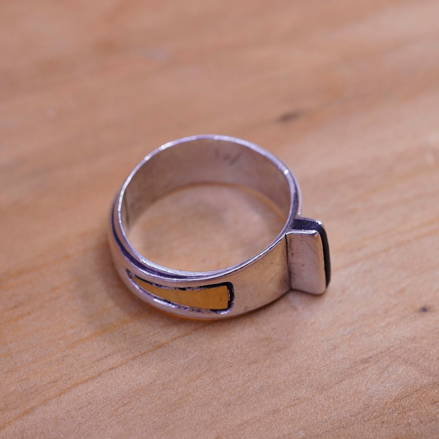 Size 9, vintage modern Sterling 925 silver handmade ring with brass