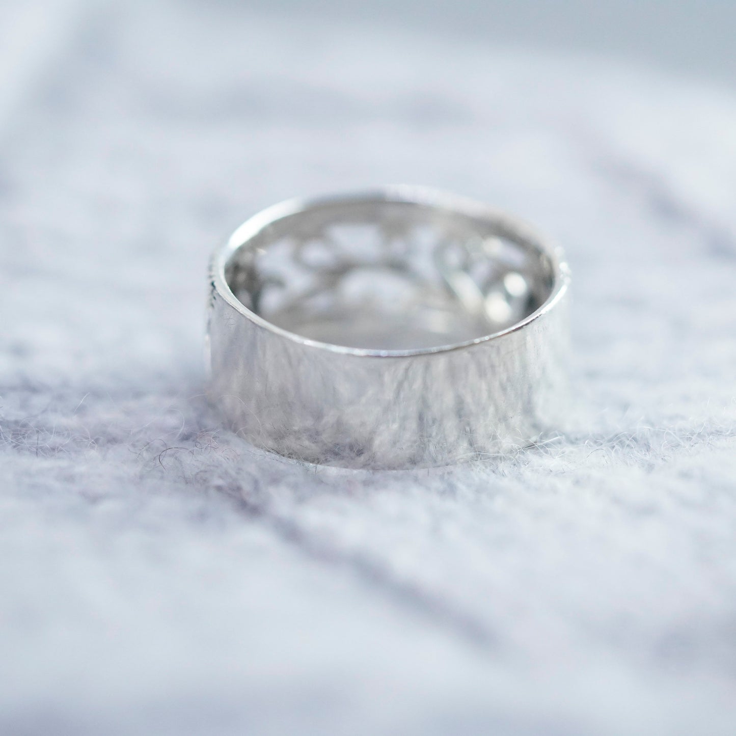 Size 7.75, vintage Sterling 925 silver handmade ring, filigree band