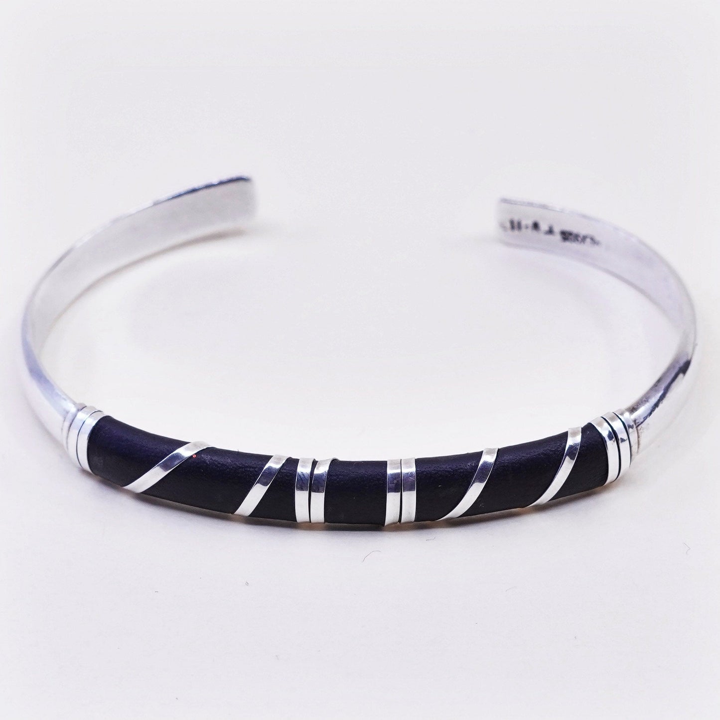 7.25”, vintage Sterling silver handmade cuff, mexico 925 bracelet black leather