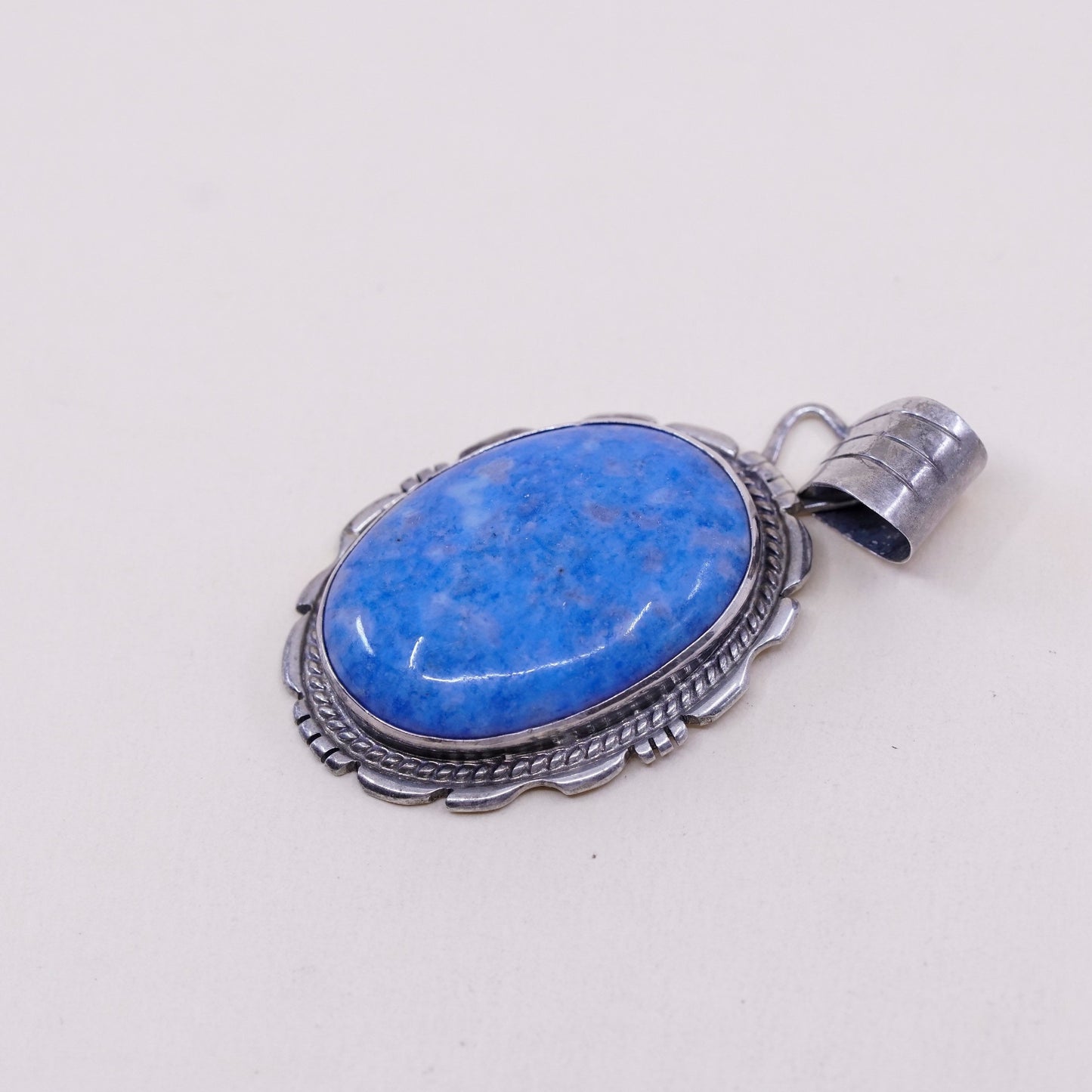 vtg natives American sterling 925 silver handmade pendant with oval sodalite