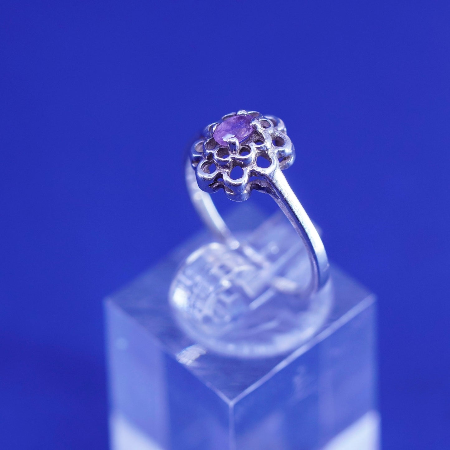 Size 7.25, vintage Sterling 925 silver handmade flower ring with amethyst