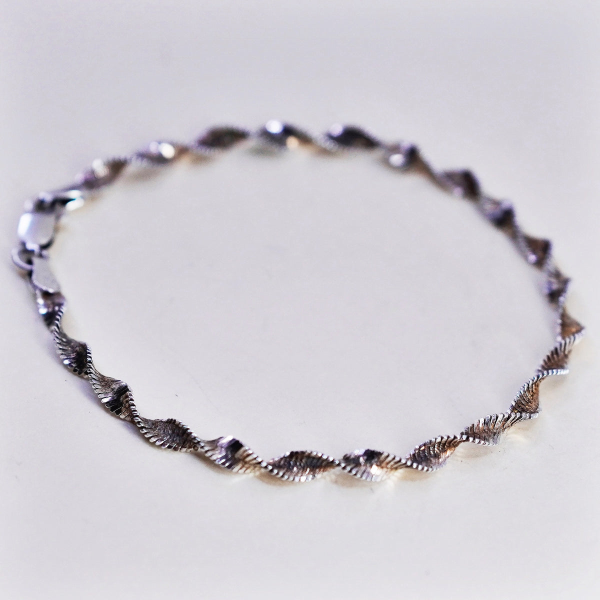 7”, 4mm, Vintage sterling silver bracelet, 925 twisted herringbone chain