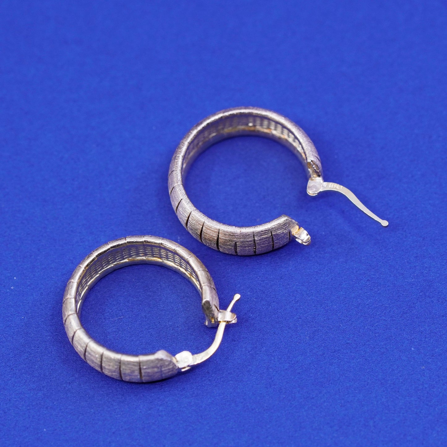 1” Italy matte vermeil gold Sterling 925 silver hoop glittering earrings huggie