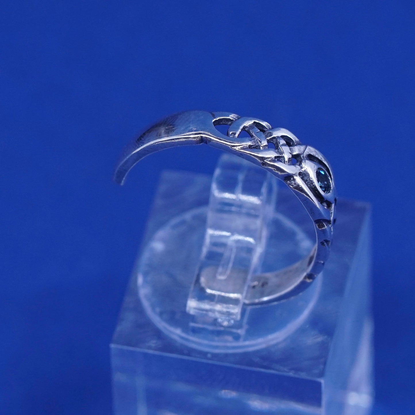 Size 7, vintage Sterling silver handmade ring, filigree 925 band