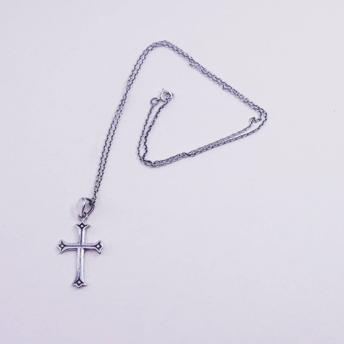 18”, Vintage sterling silver flatten circle link chain cross pendant, necklace