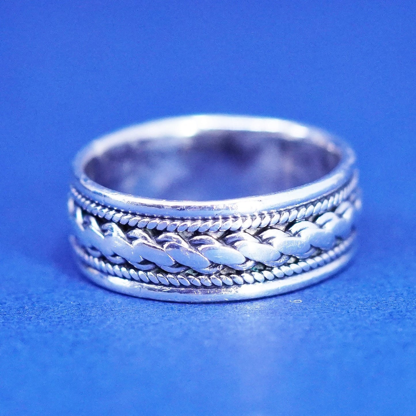 Size 8, vintage Sterling silver handmade band, 925 ribbed cable band
