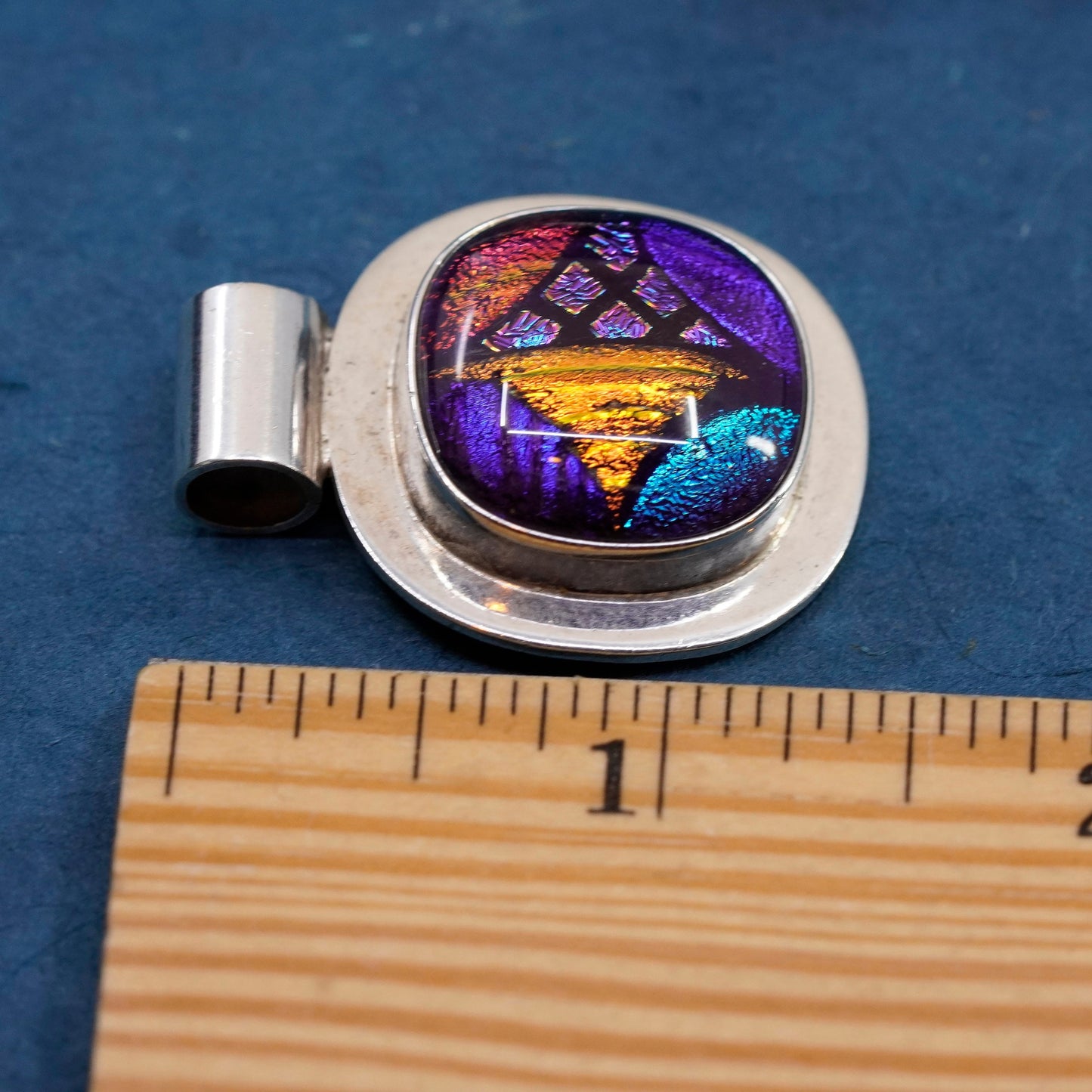 Vintage Mexico sterling silver handmade pendant, 925 circle with dichroic glass