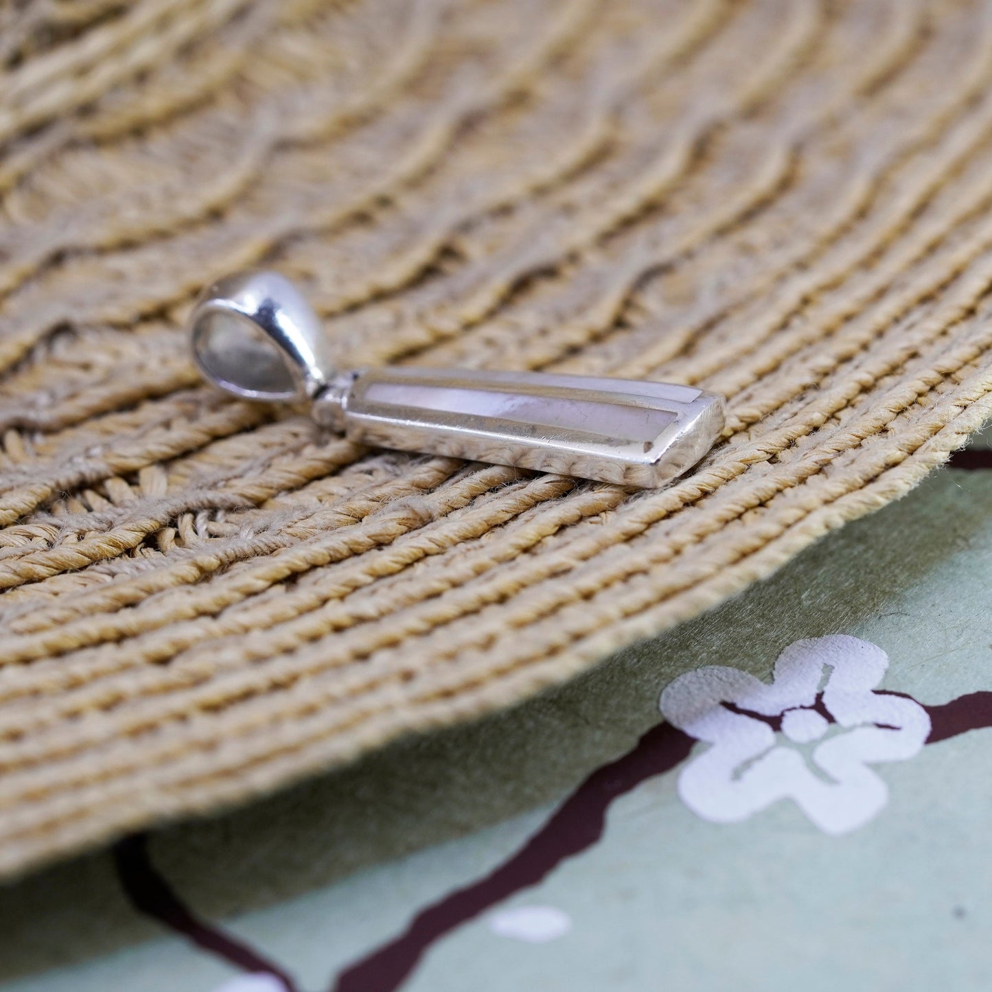 Vintage Sterling 925 silver handmade pendant with mother of pearl inlay