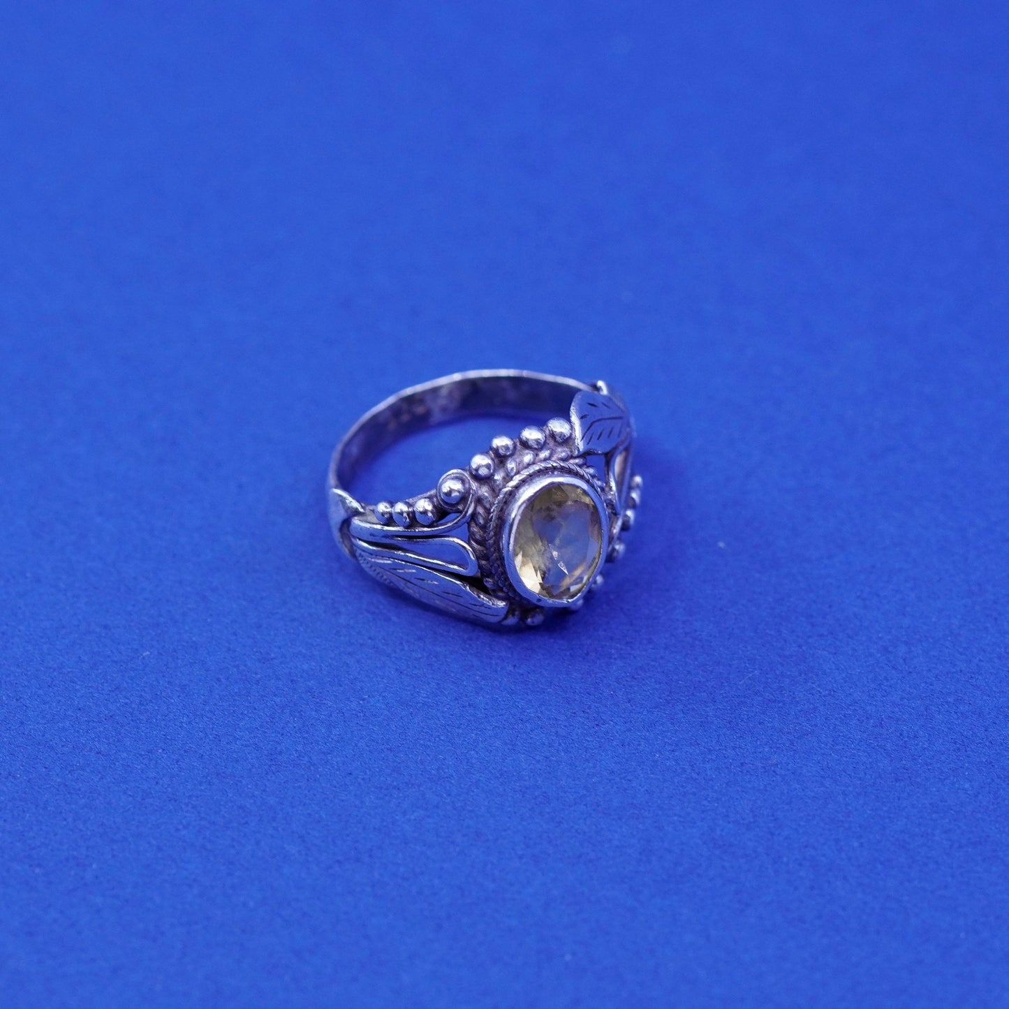 Size 6.25 vintage Sterling 925 silver handmade ring with citrine and leaf sides